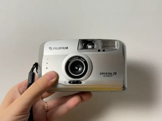 Câmera Analógica Fujifilm Crystal 20 - câmera vintage de filme