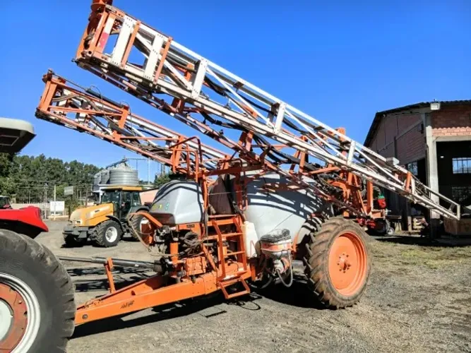 Pulverizador Jacto - AM24 Advance. Fabricação 2022.
