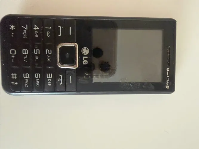 CELULAR LG LG-A395 - DUAL CHIP - COM BATERIA sem carregador