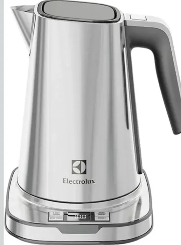 Chaleira elétrica Electrolux ( Semi novo )