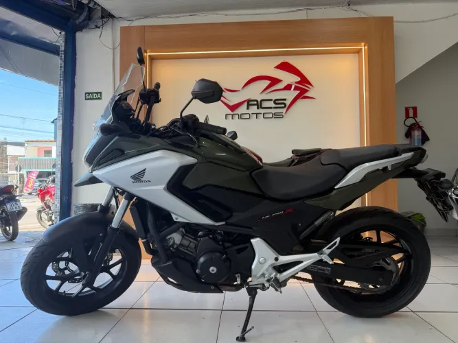 HONDA NC/750 UNICO DONO IMPECÁVEL 