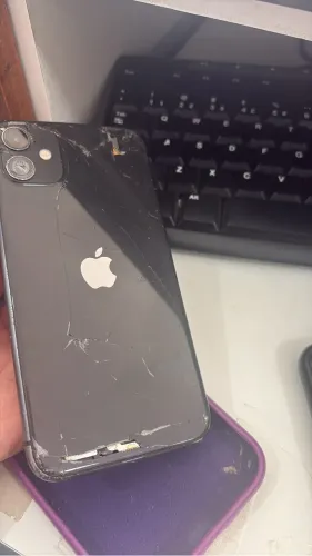 iPhone 11