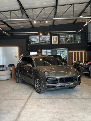 Porsche Cayenne E-hybrid 3.0 V6 462cv 2021