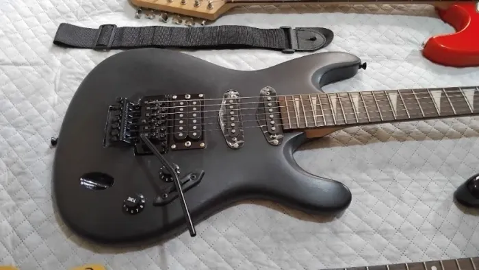 Guitarra elétrica Frank Gambale Super Stratocaster tremolo Gambale novo
