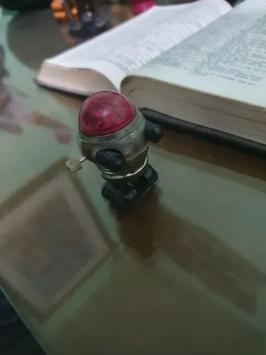 robô raro ano 1977