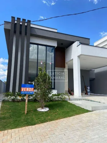 Casa com 3 dormitórios à venda, 150 m² por R$ 1.600.000,00 - Las Palmas - Pouso Alegre/MG