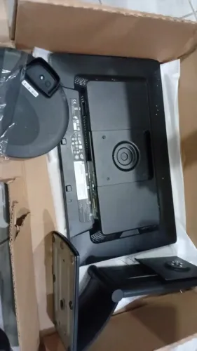 Monitor HP  21 polegadas semi novo entrada vga