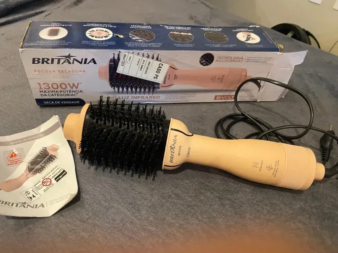 Escova secadora Britânia nova!