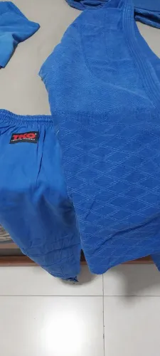 Kimono trançado XGG e P (adulto)