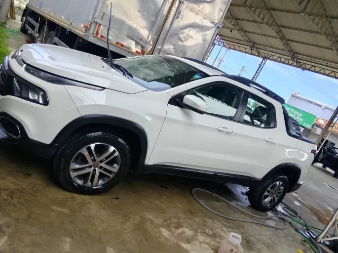 Fiat Toro Freedom 2.4 16V Flex Aut. 2017