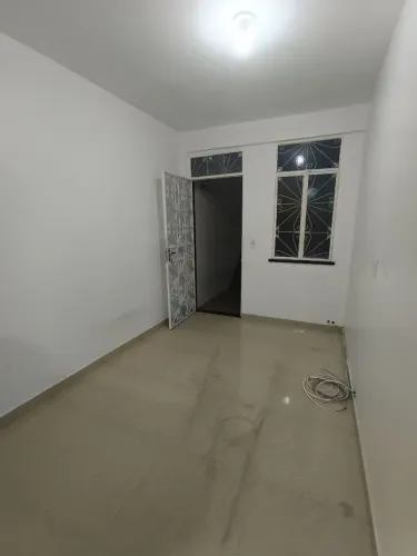 //AP com 1 quarto e garagem no Vila da Prata