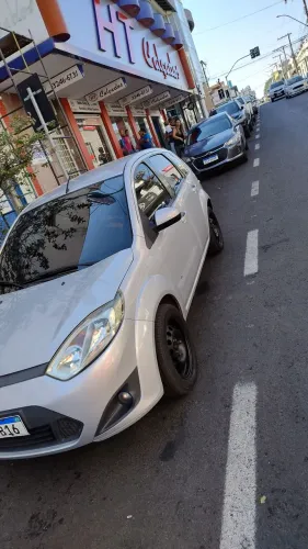 Ford Fiesta SE 1.6 8V Flex 5P 2014