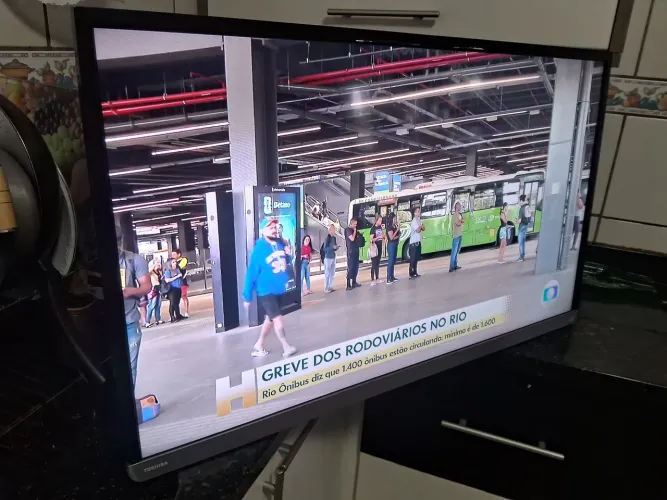 TV 40 POLEGADAS DIGITAL IMAGEM PERFEITA ENTREGA INCLUÍDA 