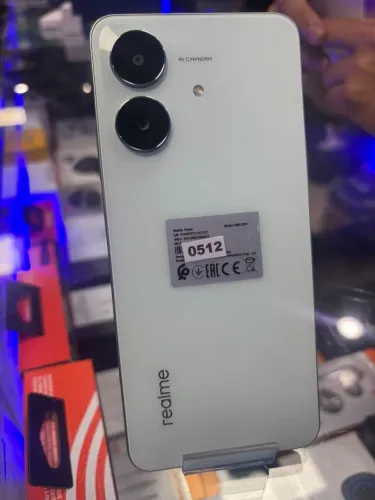 Vendo celular novo na caixa 600 a vista