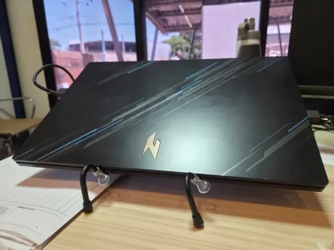 Acer Nitro V15 - i5 13 / RTX 2050 / 16gb RAM DDR5 5600Mhz / 512 SSD Nvme 2.0 