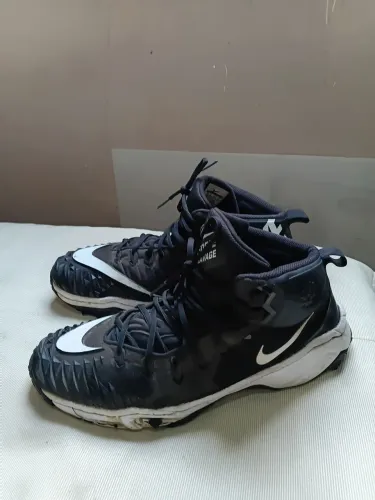 Nike Alpha Menace Savage