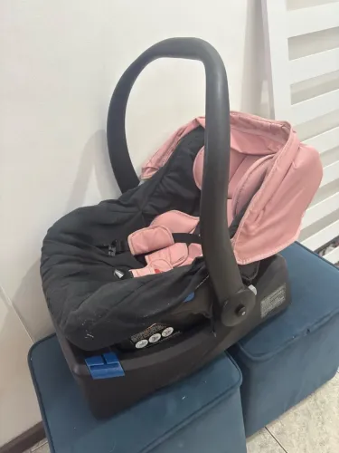 Bebê conforto burigotto
