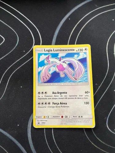 carta pokemon lugia luminescente SM82
