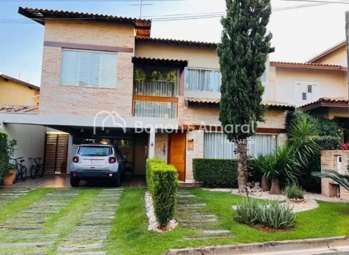 **Casa de Alto Padrão à Venda em Condomínio Fechado em Valinhos/SP - Segurança 24h e Lazer