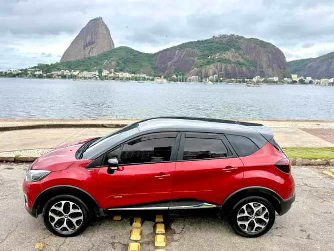 Renault Captur Bose 1.6 CVT 2021