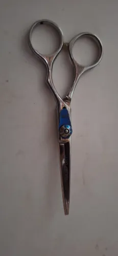 Tesoura fio laser 18k