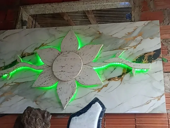 PAINEL DE MARMORARIA COM LED 