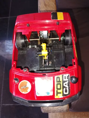 Vendo um carro da estrela dos anos 80 antigo