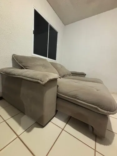 Sofá Retrátil e Reclinável - Semi novo
