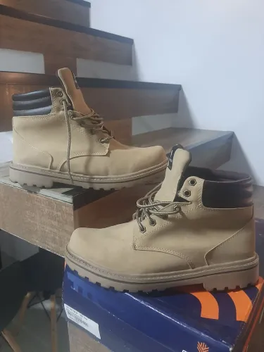 Bota masculina