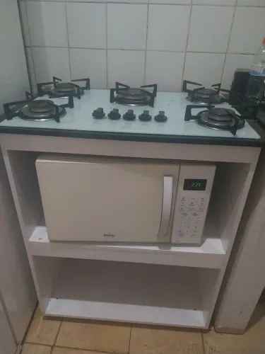 Balcão com cooktop de 5 bocas