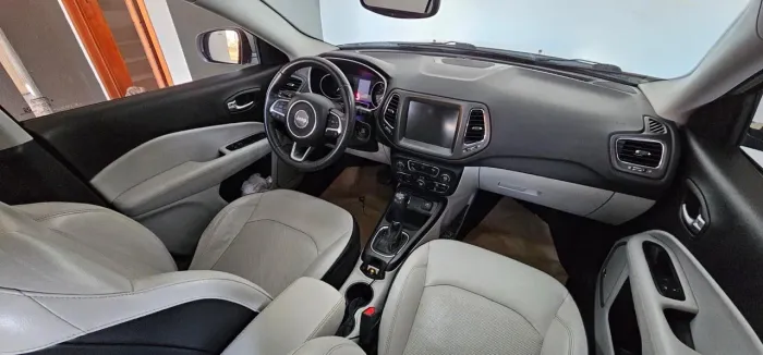 Jeep Compass Longitude 2.0 4X2 Flex 16V Aut. 2018