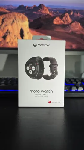Smartwatch Motorola Moto Watch XT2547 Tela OLED