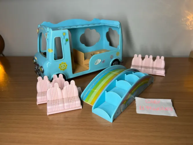 Ônibus Sylvanian Families