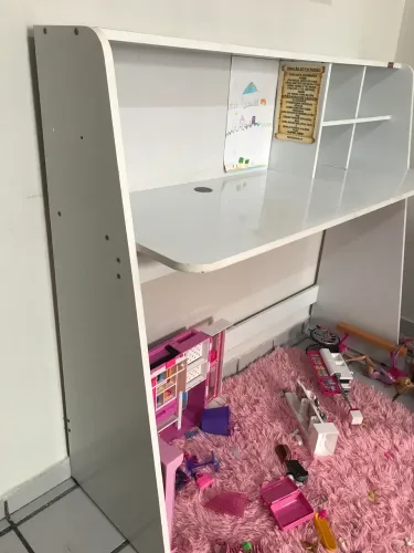 Estante / Escrivaninha 