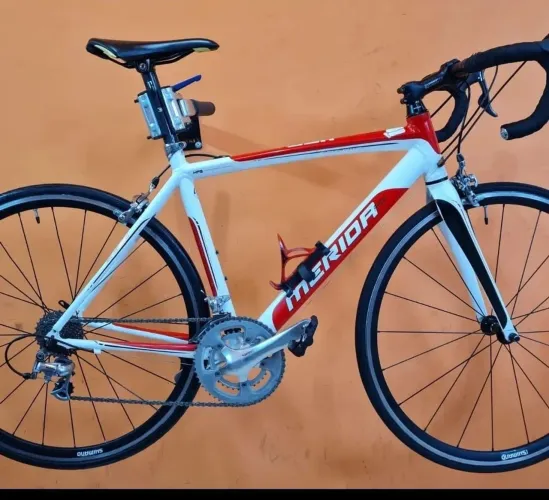 Bicicleta de Estrada Merida HFS 904 - Tam. 54 - Shimano 105