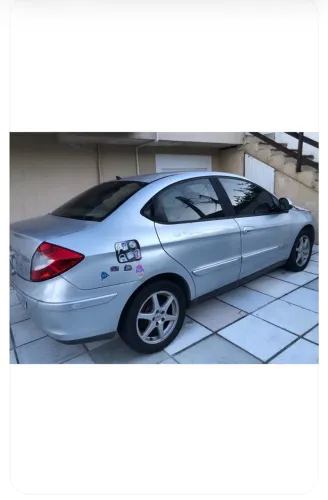 Chery Cielo Sedan 1.6 16V 119cv 4P 2010