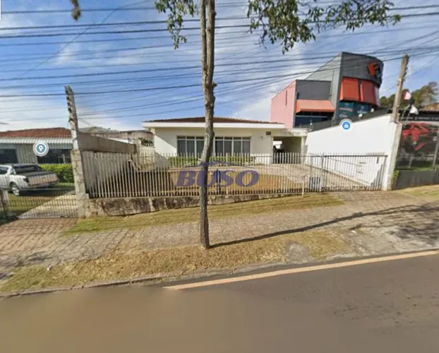 Casa comercial/residencial para venda no Parolin - Rua Des Westphalen