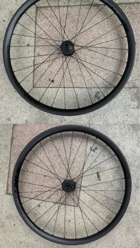 PAR DE RODAS BONTRAGER LINE ELITE 30 CARBONO