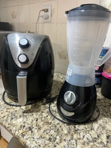 Air Fryer e liquidificador