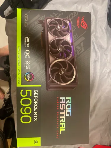 RTX 5090 ASUS ROG Astral OC