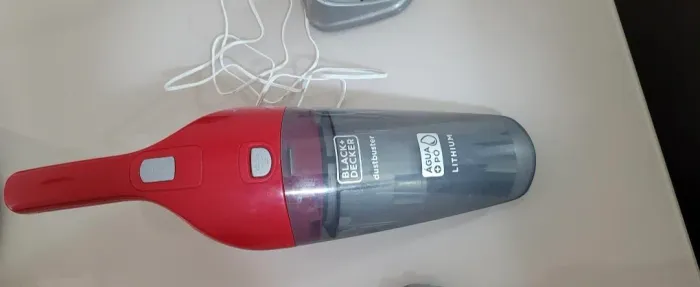 Aspirador Portátil Black & Decker sem fio 