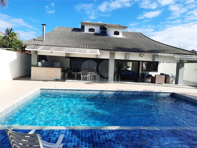 Casa com 5 quartos à venda ou para locação em Jardim acapulco - SP