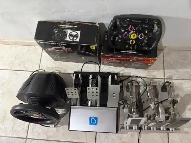 Thrustmaster Base TX300RS + VOLANTE FERRARI F1 E GT3 + PEDAL FANATEC CSL V2 + PEDAL ART.