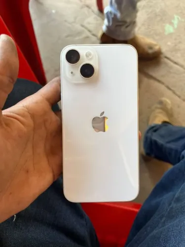 Vende-se iPhone 14 ou troca em um da Samsung com volta pra mim