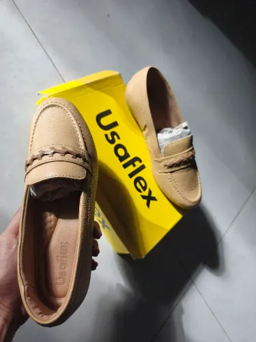 Mocassim em couro amendoa/marrom detalhe trançado usaflex - Tamanho 37