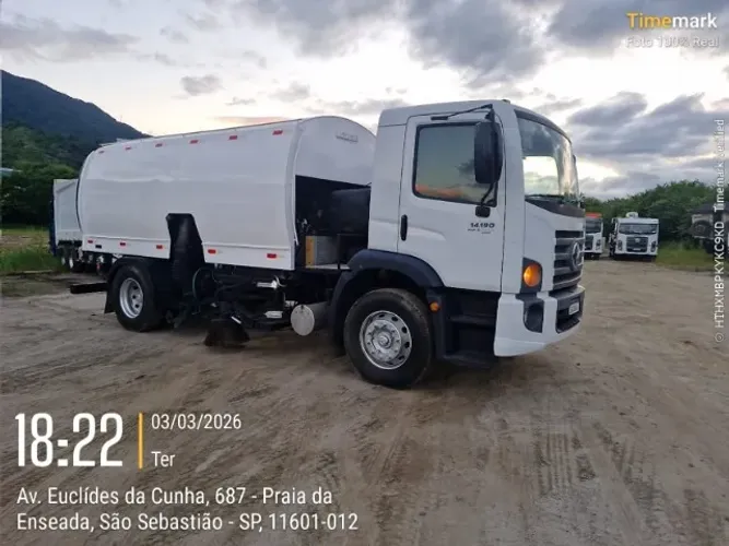 Caminhão Vassoura VW 14.190 4x2