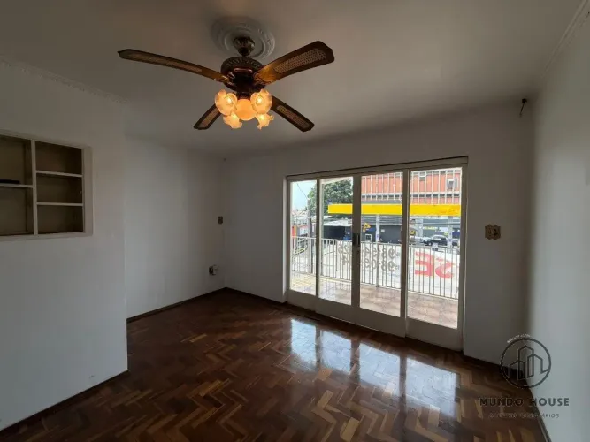 Casa assobradada para locação ao lado da General Carneiro