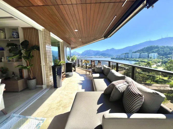 Lagoa | Apartamento de alto padrão na Lagoa lado Ipanema | 169 m², vista livre para a Lago