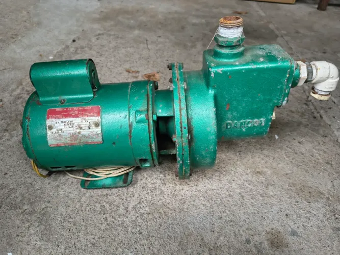 Bomba D'Água Dancor de 1 CV com Motor General Electric