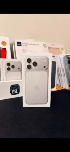 Iphone 17 Pro Max 256GB Silver disponível à pronta entrega